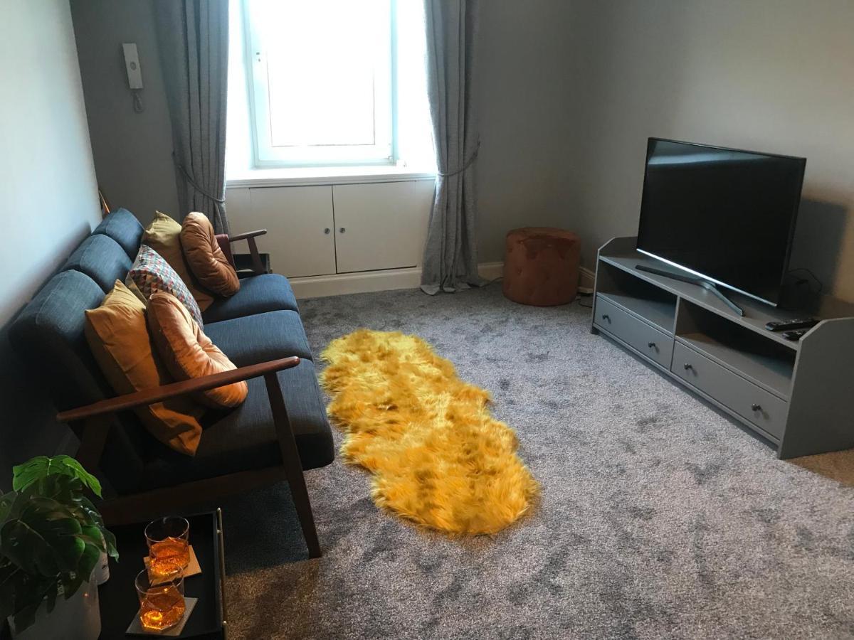 Fantastic 2 Bed Flat In Dunblane High Street Lägenhet Exteriör bild